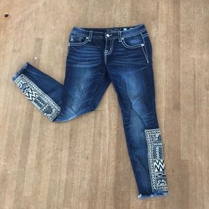 MissMe signature ankle skinny Jean size 27